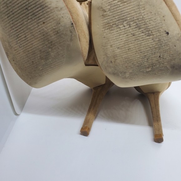 Booties - Picture 4 of 4